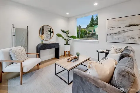 6400 Fauntleroy Way SW Seattle WA 98136