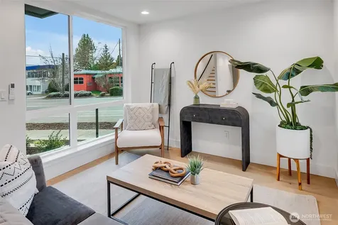 6400 Fauntleroy Way SW Seattle WA 98136