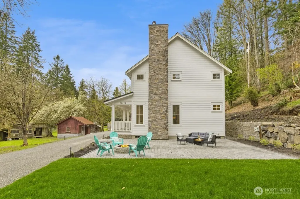 13310 Fettig Road E Buckley WA 98321