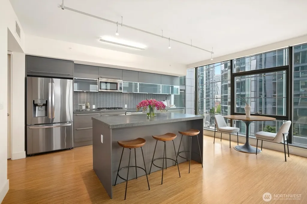 820 Blanchard Street Seattle WA 98121