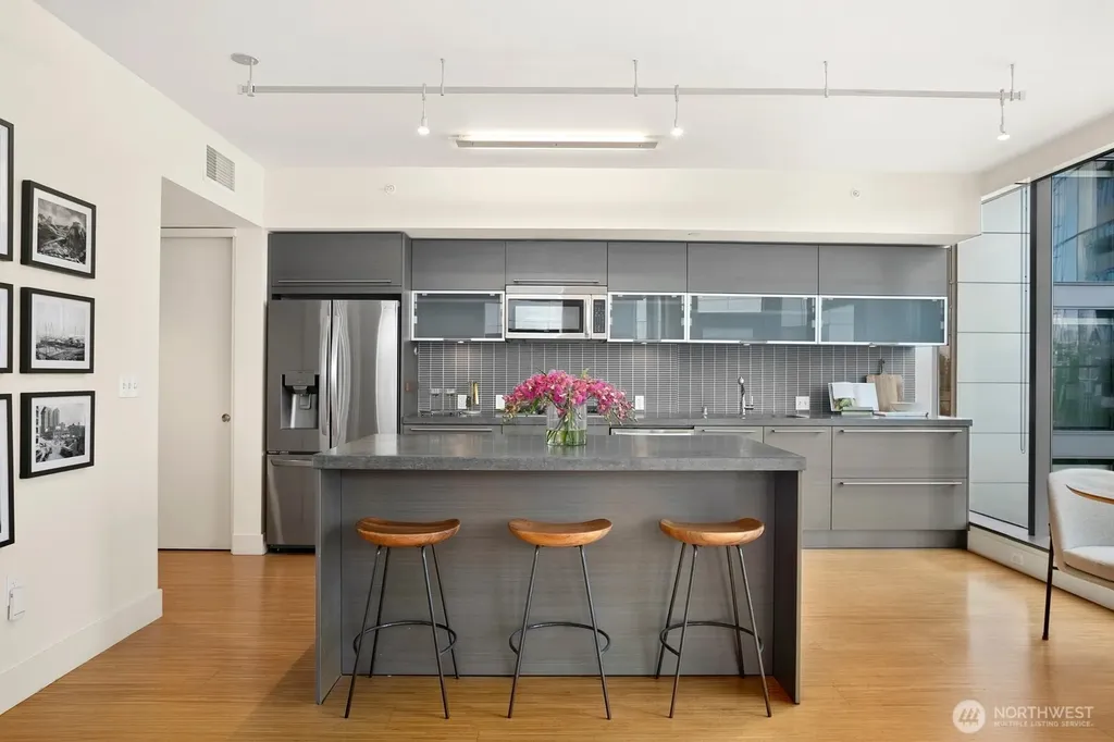 820 Blanchard Street Seattle WA 98121