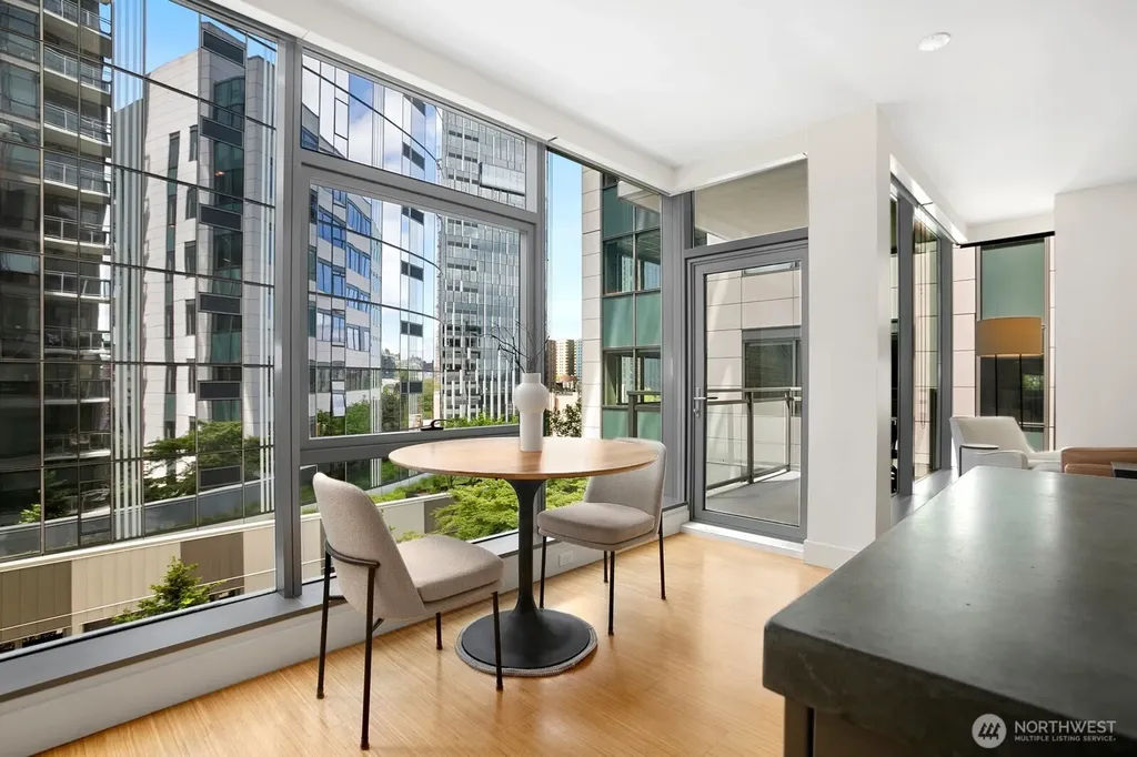 820 Blanchard Street Seattle WA 98121