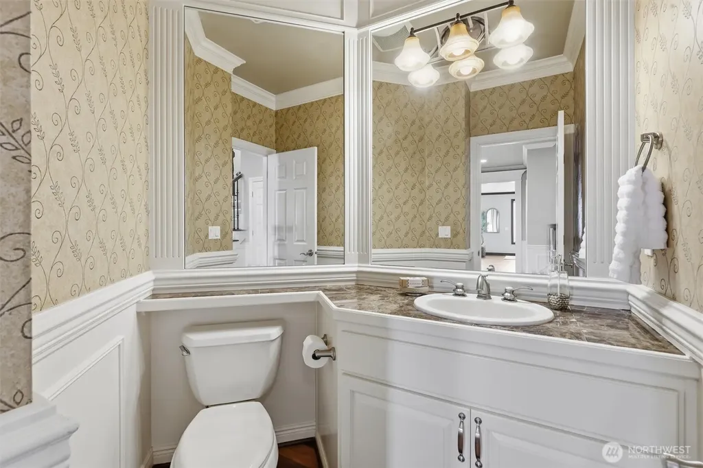 2734 NE Daphne Street Issaquah WA 98029