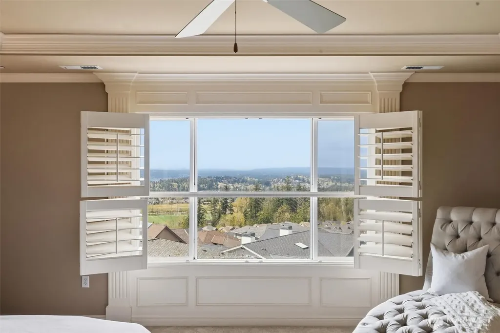 2734 NE Daphne Street Issaquah WA 98029