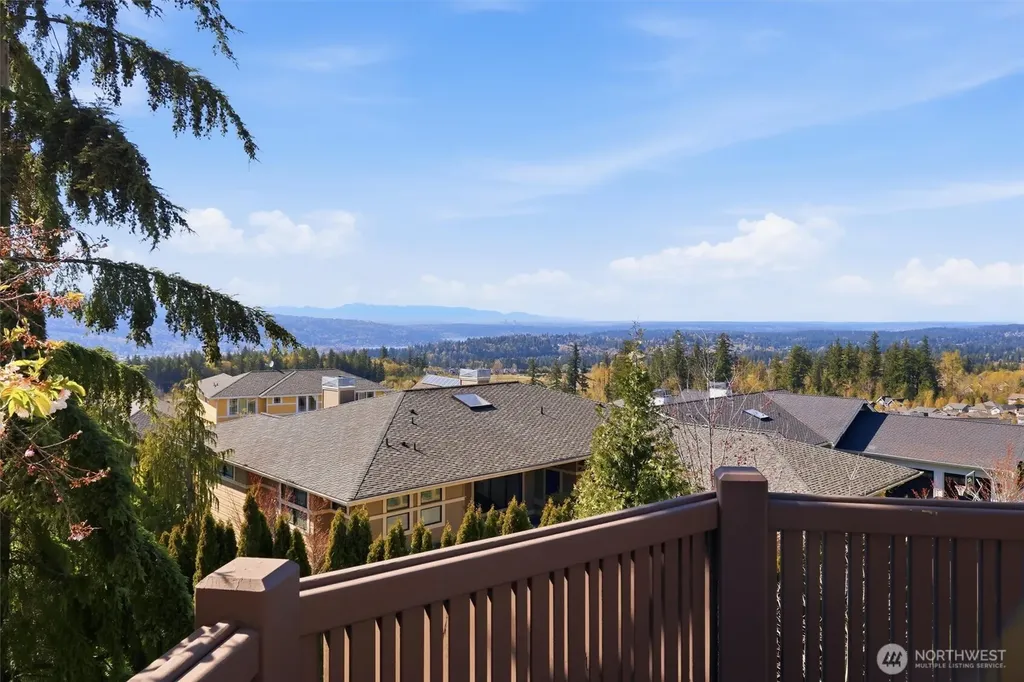 2734 NE Daphne Street Issaquah WA 98029