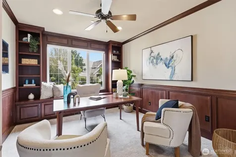 2734 NE Daphne Street Issaquah WA 98029