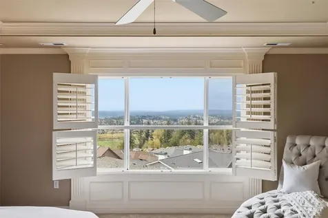 2734 NE Daphne Street Issaquah WA 98029