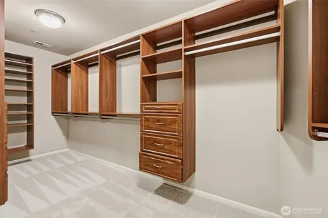 2734 NE Daphne Street Issaquah WA 98029