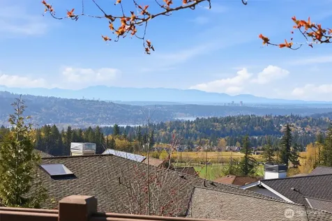 2734 NE Daphne Street Issaquah WA 98029