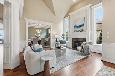 2734 NE Daphne Street Issaquah WA 98029