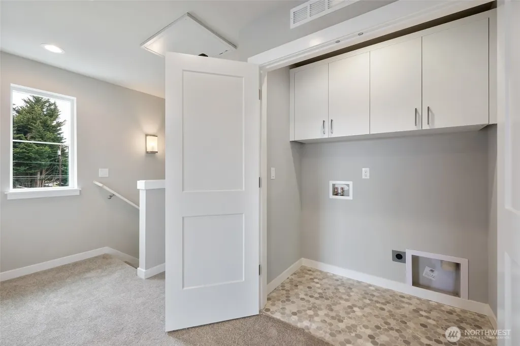 7925 230th Street SW Edmonds WA 98026