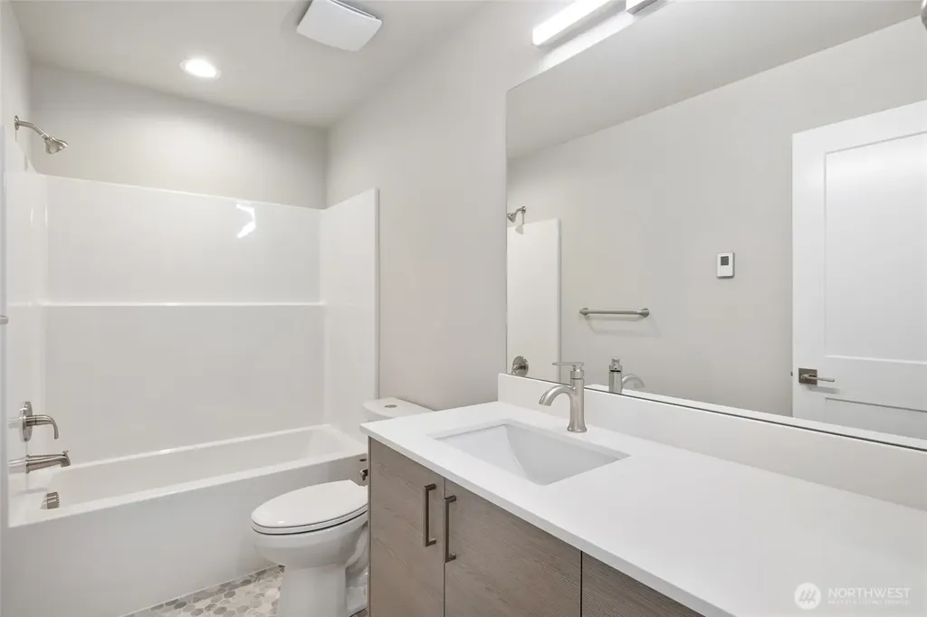 7925 230th Street SW Edmonds WA 98026