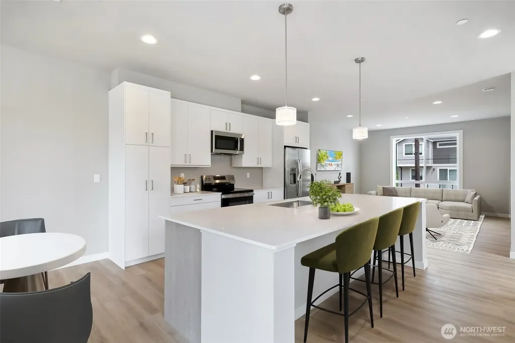 7925 230th Street SW Edmonds WA 98026
