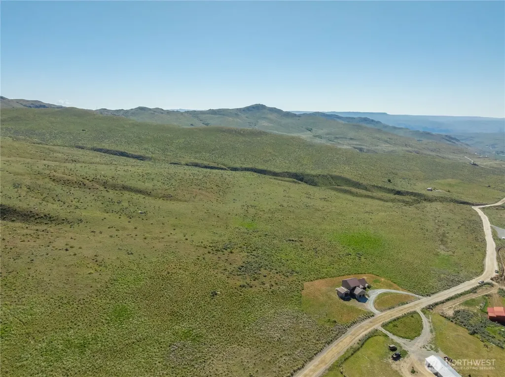 552 Bill Shaw Road Pateros WA 98846