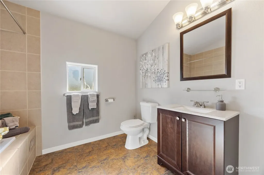 552 Bill Shaw Road Pateros WA 98846