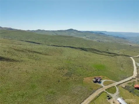 552 Bill Shaw Road Pateros WA 98846