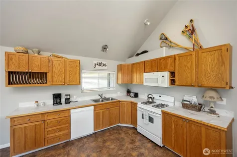552 Bill Shaw Road Pateros WA 98846