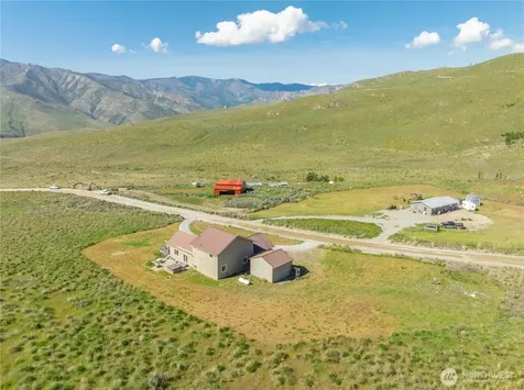 552 Bill Shaw Road Pateros WA 98846