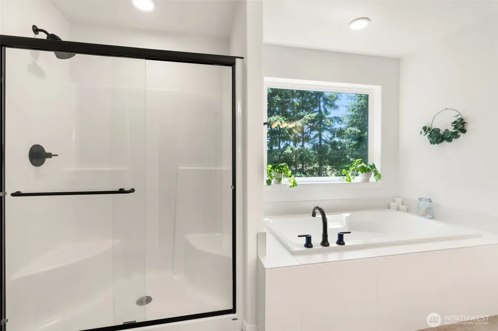 1090 Rw Fletcher Street Winlock WA 98596