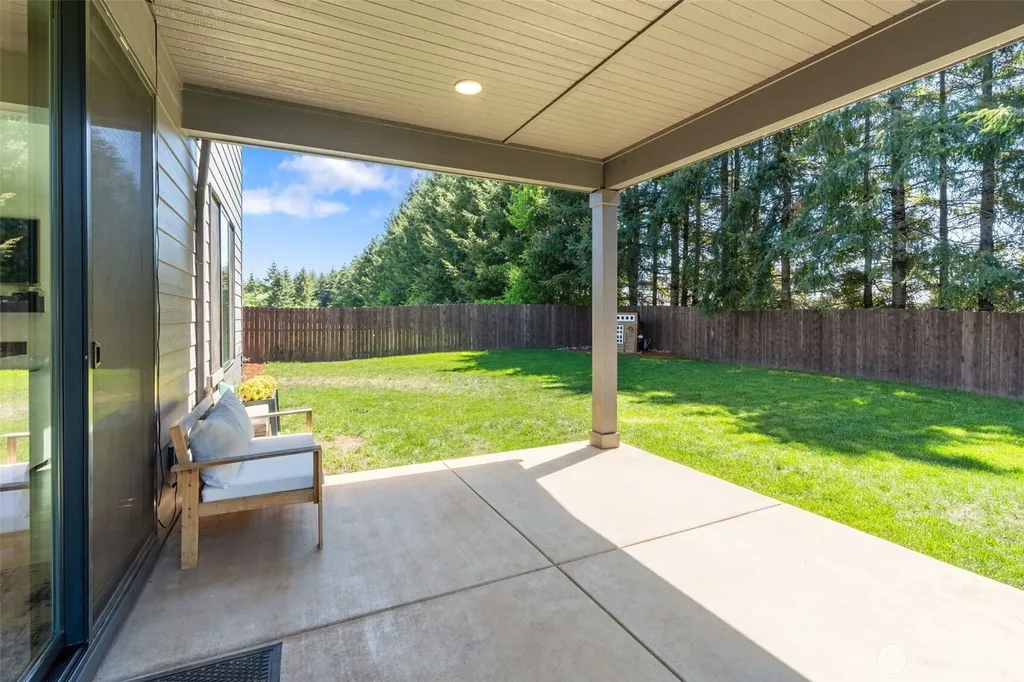 1090 Rw Fletcher Street Winlock WA 98596