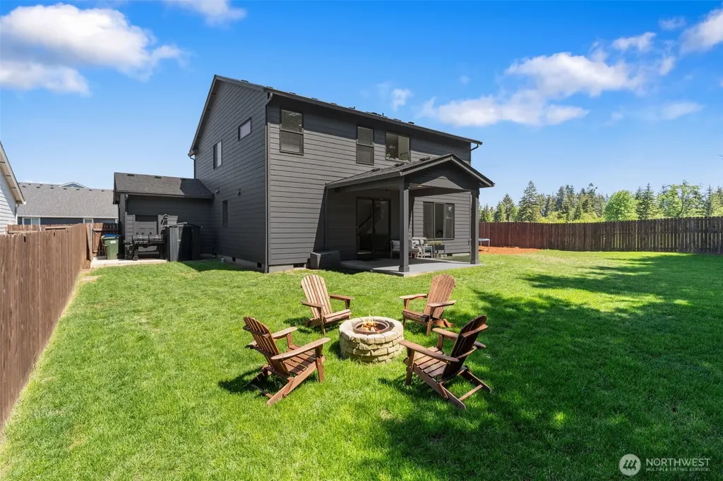 1090 Rw Fletcher Street Winlock WA 98596