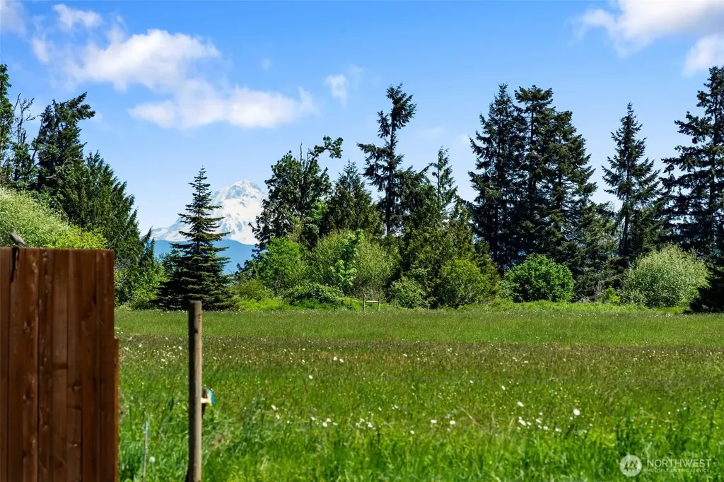 1090 Rw Fletcher Street Winlock WA 98596