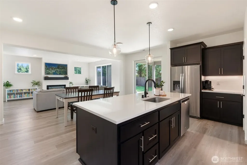 1090 Rw Fletcher Street Winlock WA 98596