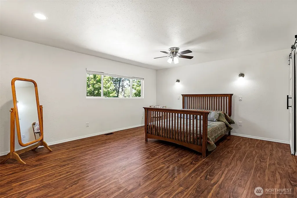 32818 174th Place SE Auburn WA 98092