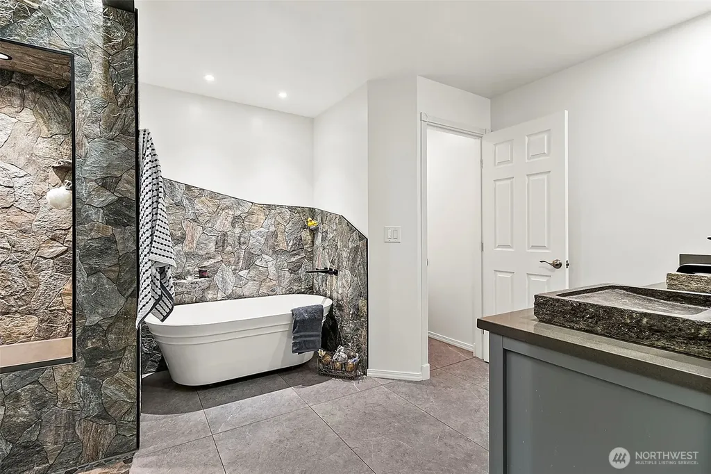 32818 174th Place SE Auburn WA 98092