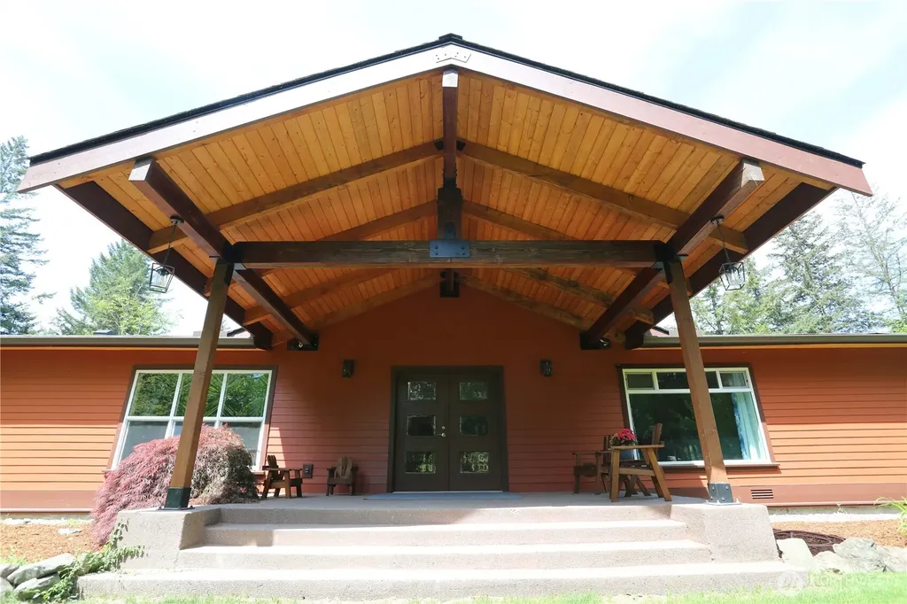 32818 174th Place SE Auburn WA 98092