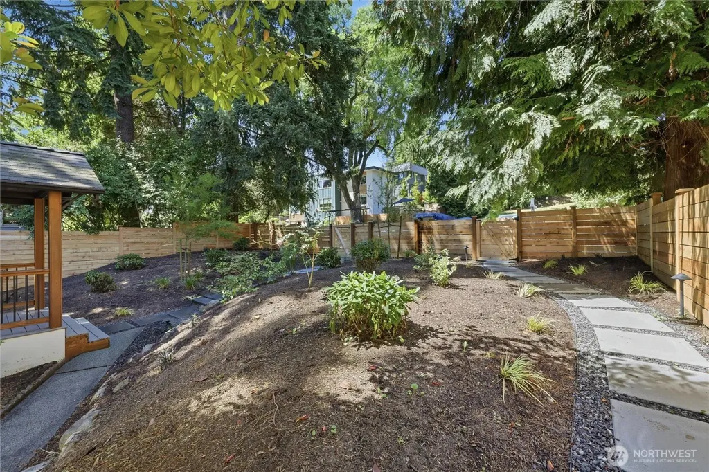 5444 40th Avenue SW Seattle WA 98136