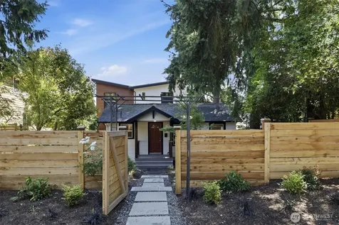 5444 40th Avenue SW Seattle WA 98136