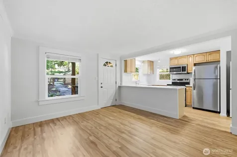 5444 40th Avenue SW Seattle WA 98136