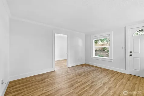 5444 40th Avenue SW Seattle WA 98136
