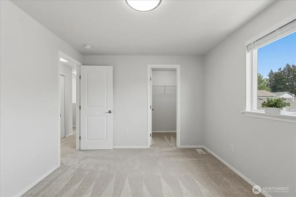 6537 Compton Boulevard SE Lacey WA 98513