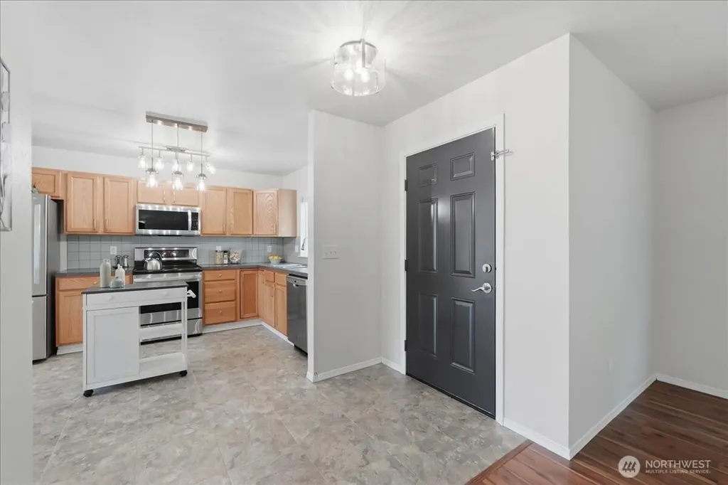 6537 Compton Boulevard SE Lacey WA 98513