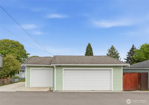 1620 Maple Street Everett WA 98201