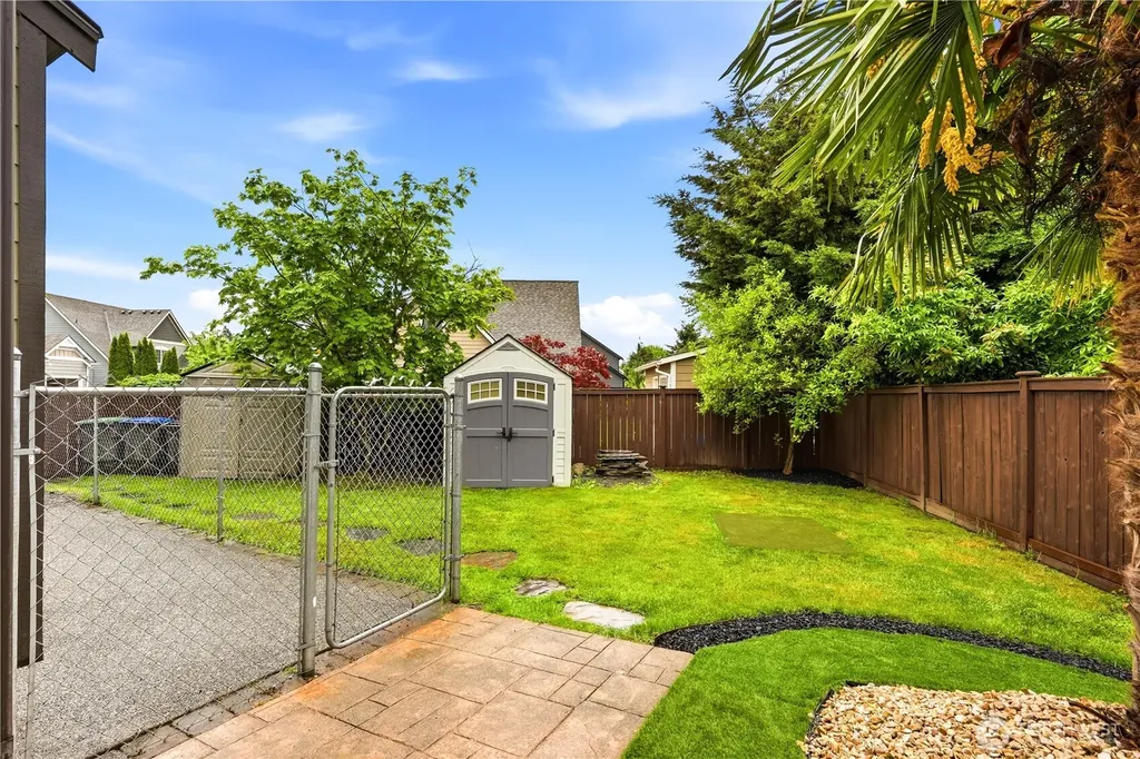 28302 239th Street Maple Valley WA 98038