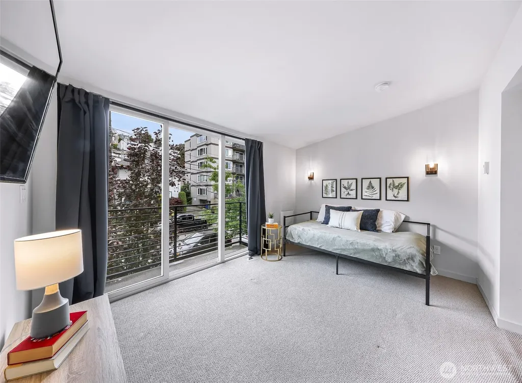 2265 14th Avenue W Seattle WA 98119