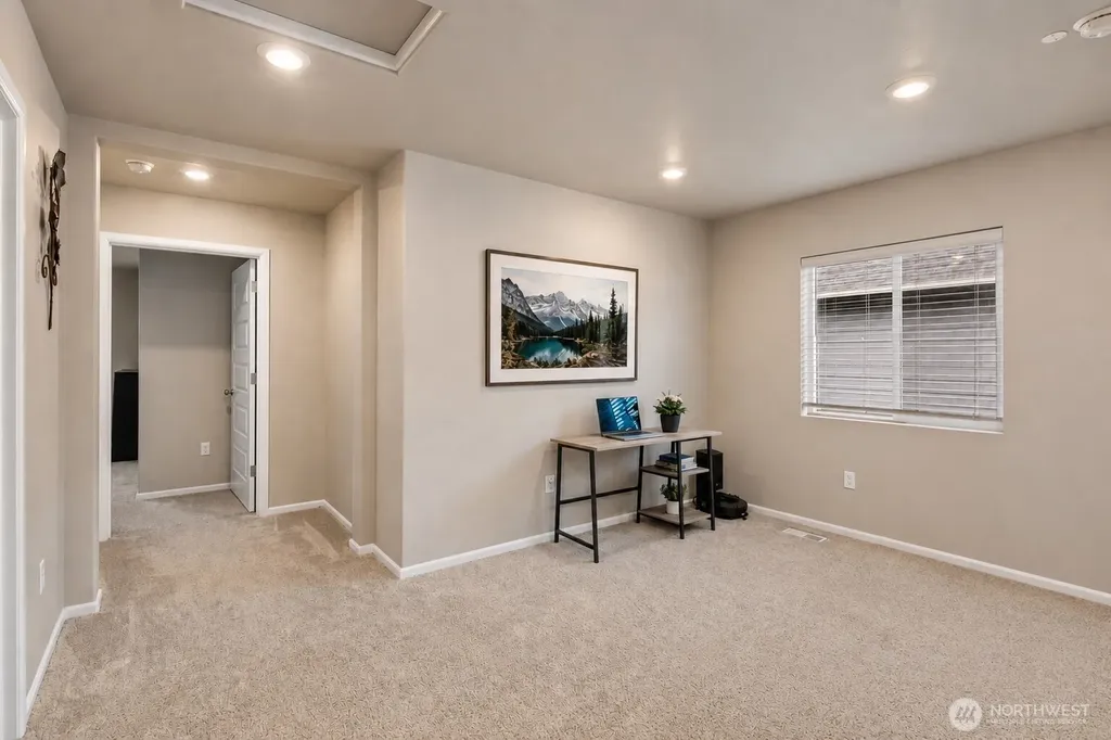 26832 199th Avenue SE Covington WA 98042
