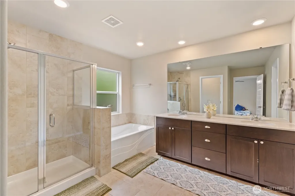 26832 199th Avenue SE Covington WA 98042