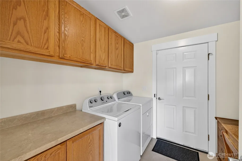 5012 Macbeth Drive Anacortes WA 98221