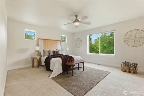 3109 108th Avenue E Edgewood WA 98372