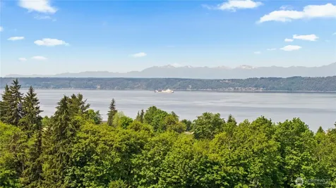 29015 15th Place S Federal Way WA 98003