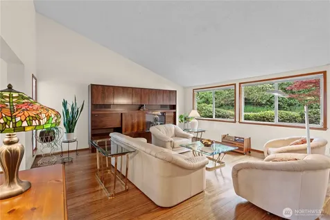 29015 15th Place S Federal Way WA 98003