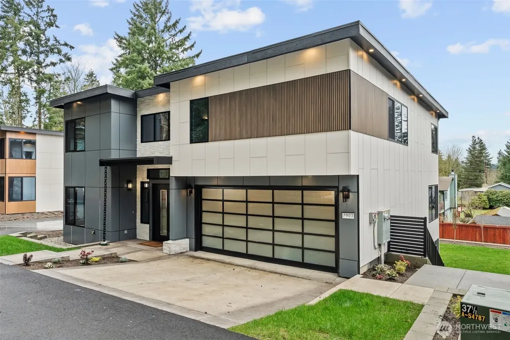 7903 240th Street SW Edmonds WA 98026