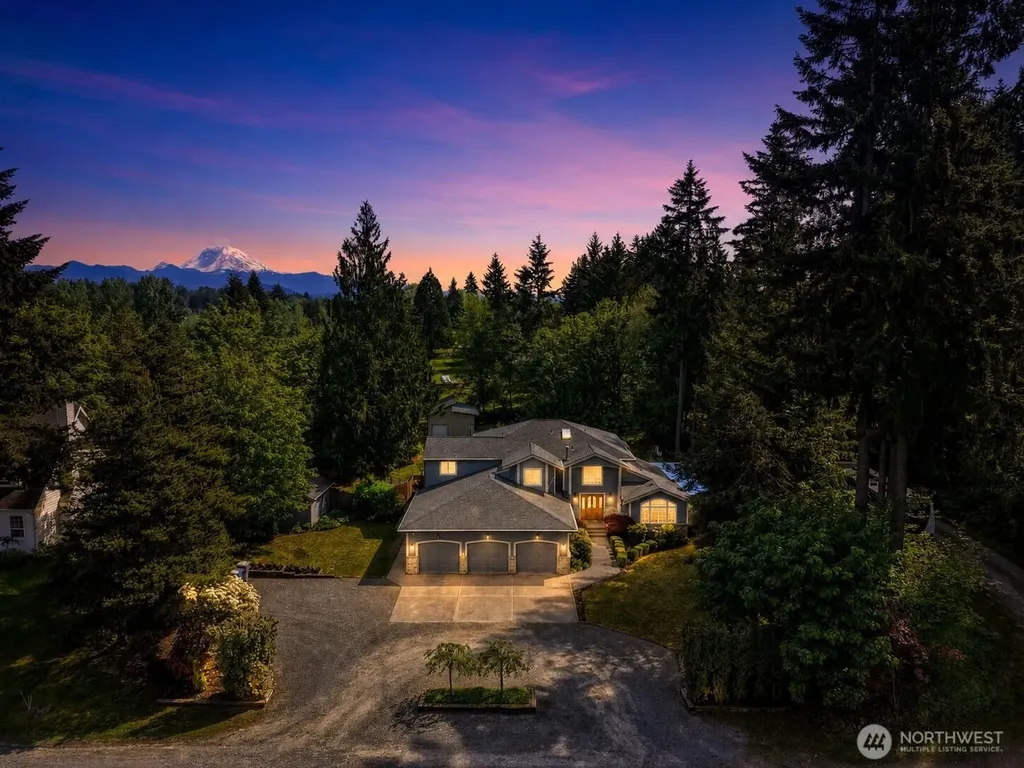 24015 SE 380th Street Enumclaw WA 98022