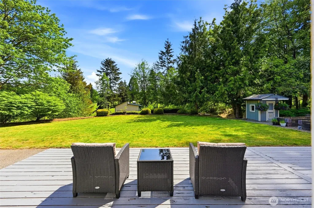24015 SE 380th Street Enumclaw WA 98022