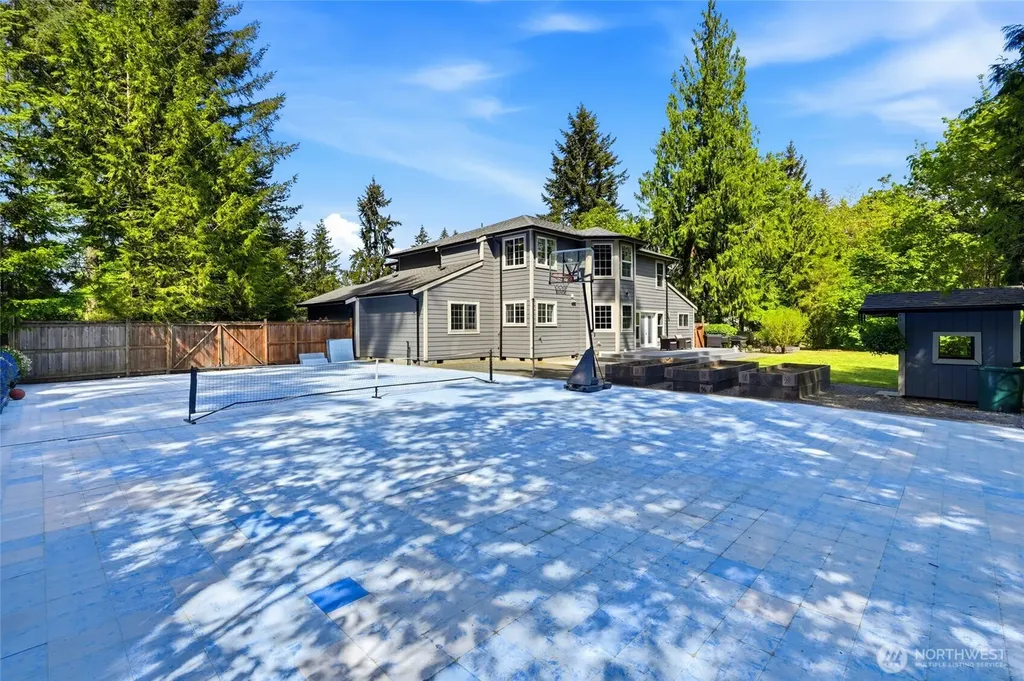 24015 SE 380th Street Enumclaw WA 98022