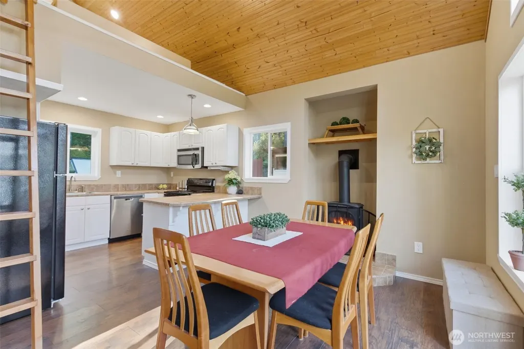 6971 NE Tahuya Blacksmith Road Tahuya WA 98588